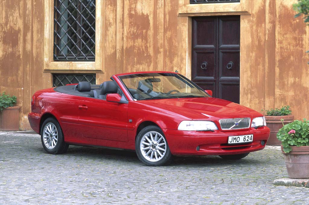 download 00 Volvo C70 workshop manual