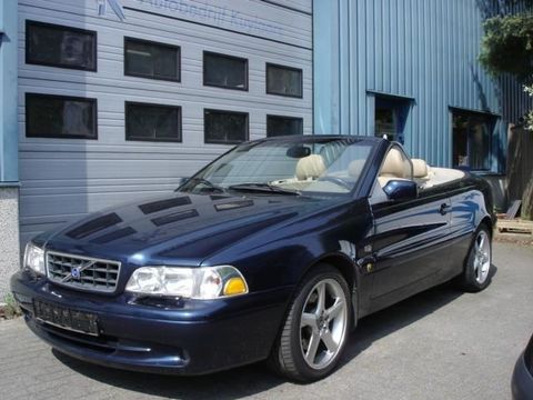 download 00 Volvo C70 workshop manual