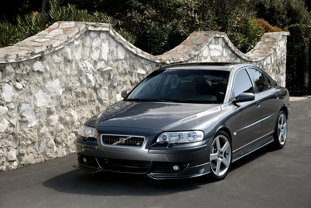 download 05 Volvo S60 workshop manual