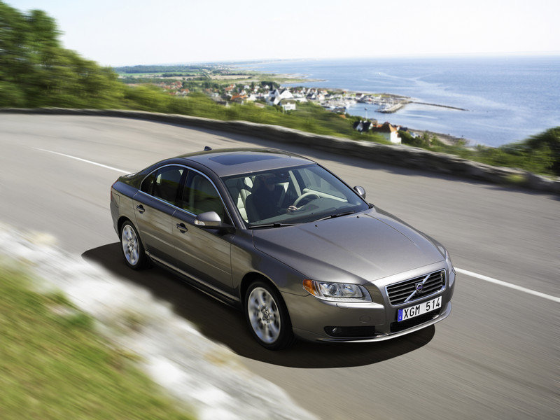 download 05 Volvo S80 able workshop manual