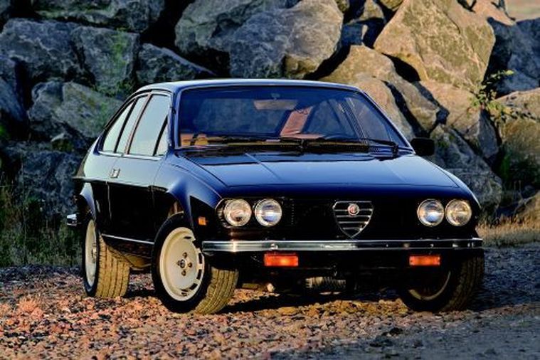 download Alfa Romeo Alfetta able workshop manual