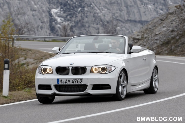 download BMW 1 Series E88 Convertable workshop manual