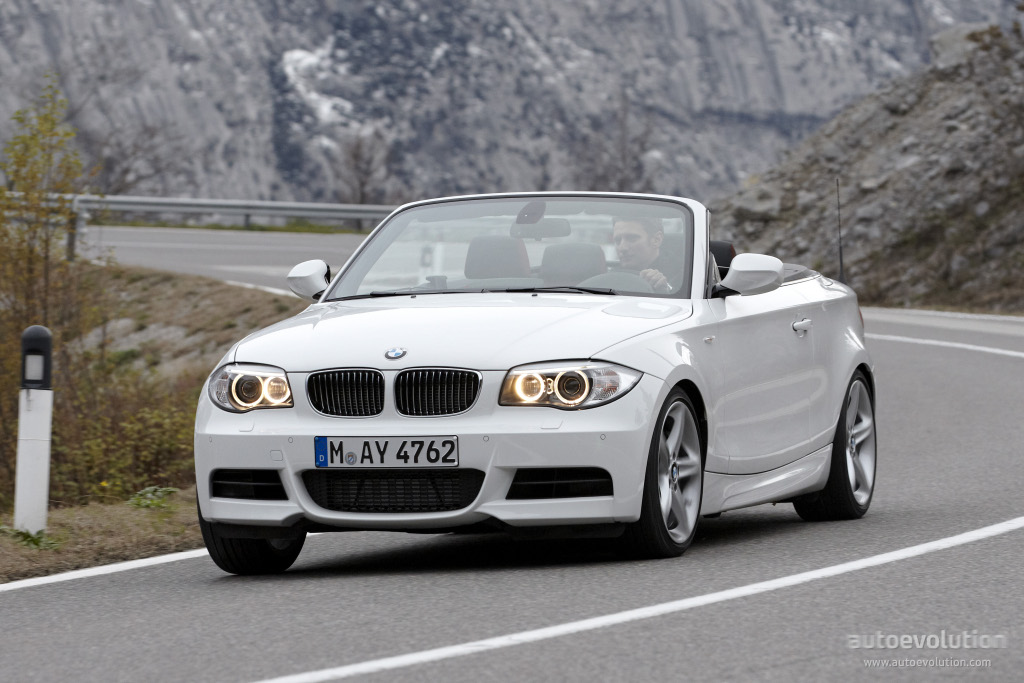 download BMW 1 Series E88 Convertable workshop manual