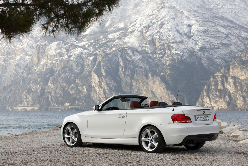 download BMW 1 Series E88 Convertable workshop manual