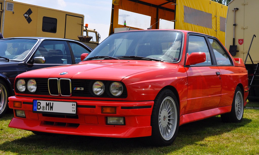 download BMW 3 E30 workshop manual