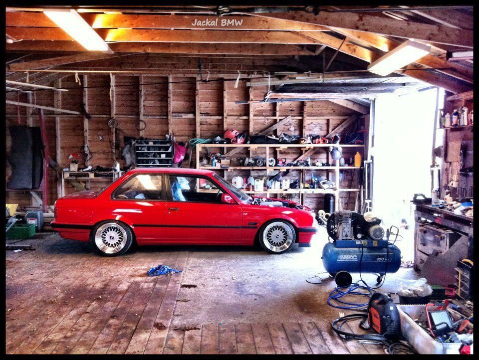 download BMW 3 e30 workshop manual