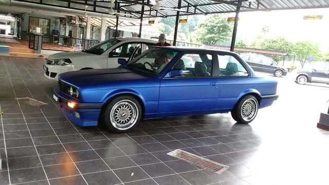 download BMW 318I E30 workshop manual