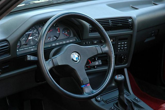 download BMW 320I E30 workshop manual