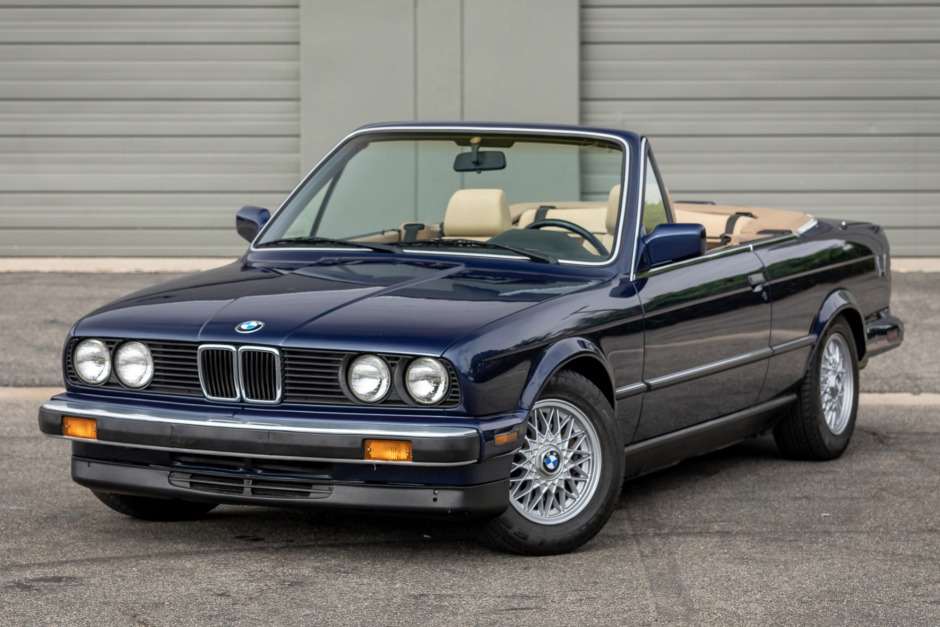 download BMW 325i Convertible ETM workshop manual