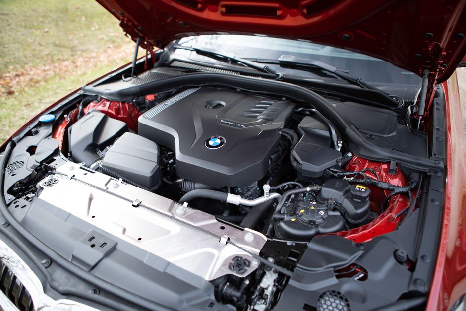 download BMW 330I able workshop manual