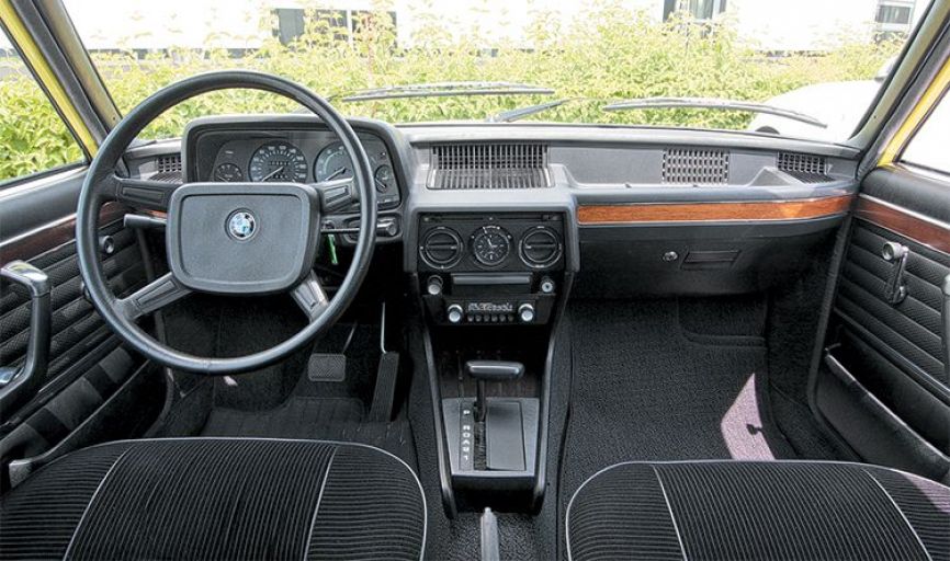 download BMW 5 Series E12 workshop manual
