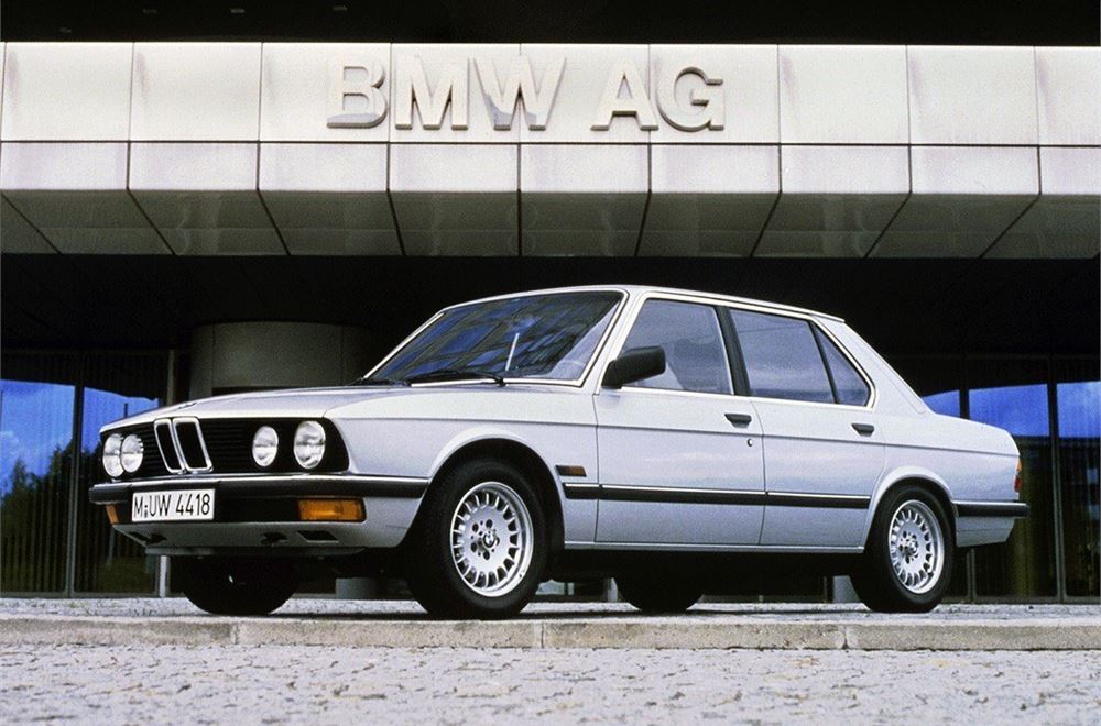 download BMW 5 Series E28 528i workshop manual