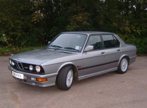 download BMW 5 Series E28 M535i workshop manual