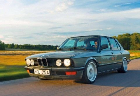 download BMW 518 E28 workshop manual