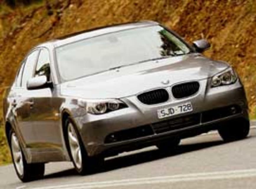download BMW 530i FSM workshop manual