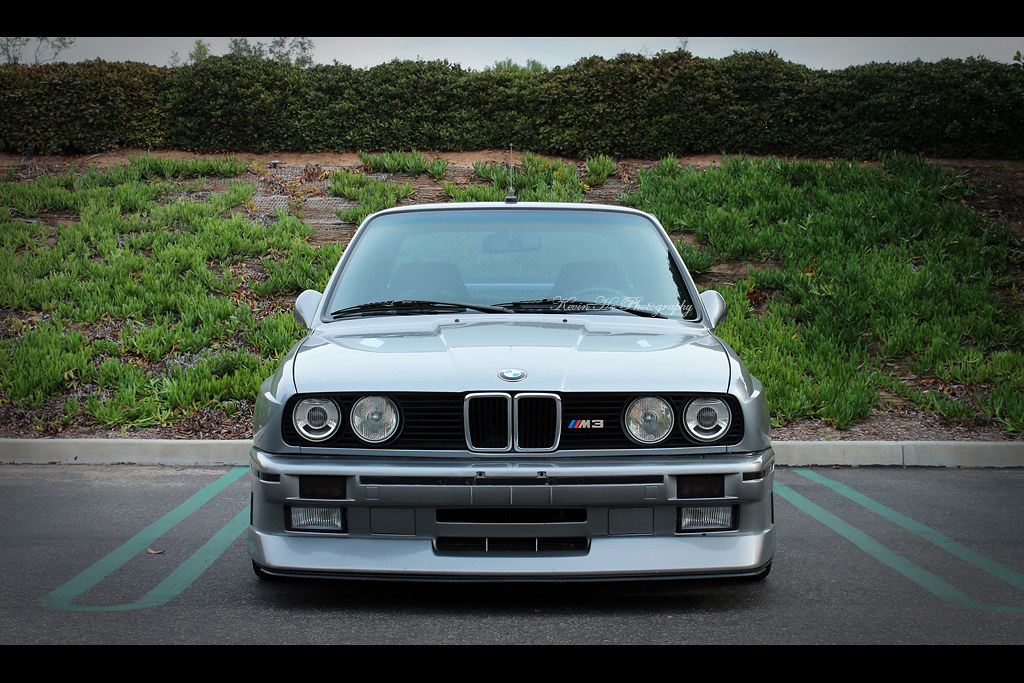 download BMW E30 M3 CAR workshop manual