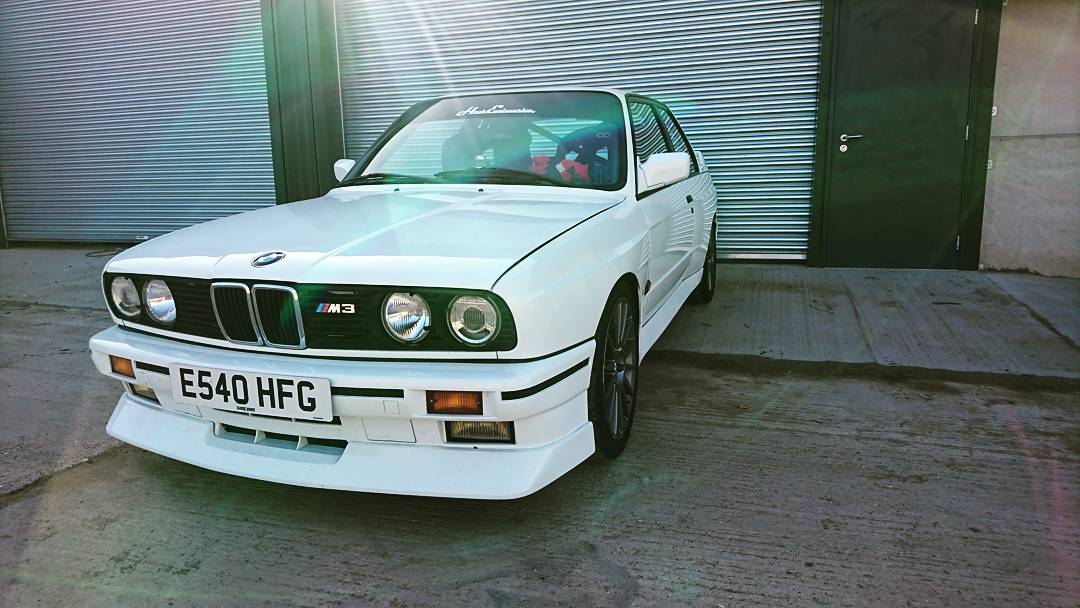 download BMW E30 M3 workshop manual