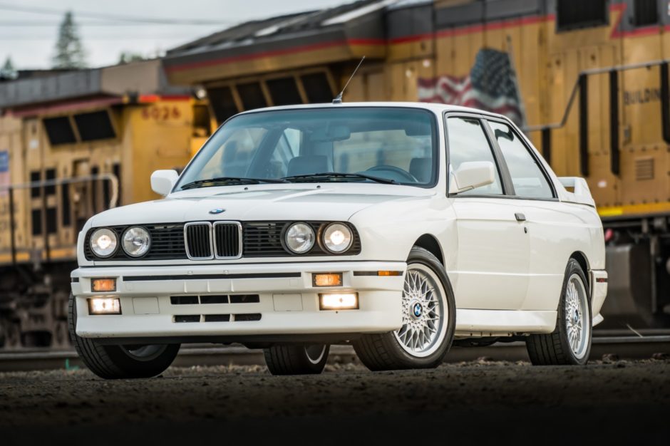 download BMW E30 M3 workshop manual