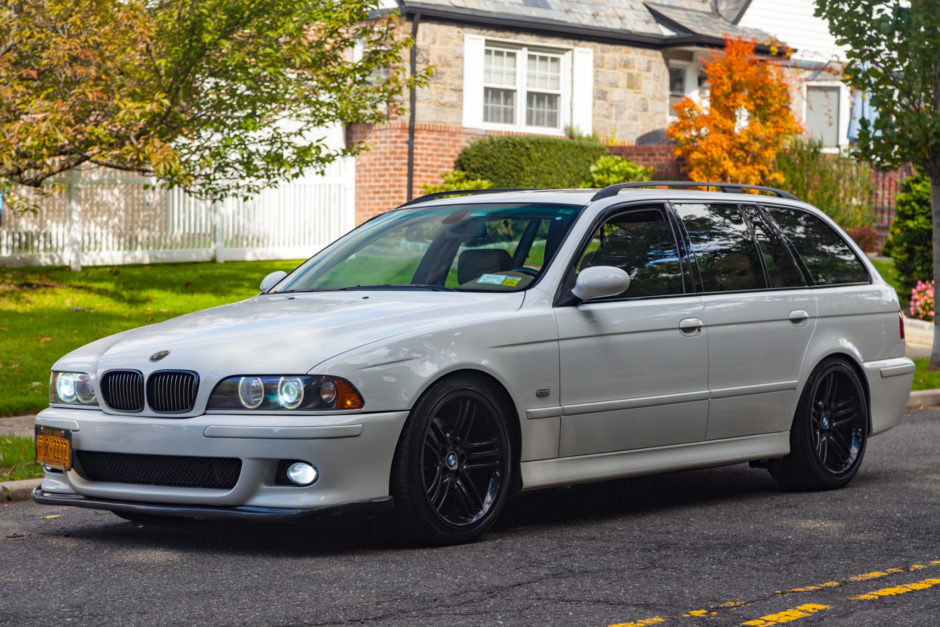 download BMW E39 540i Sport Wagon Work workshop manual