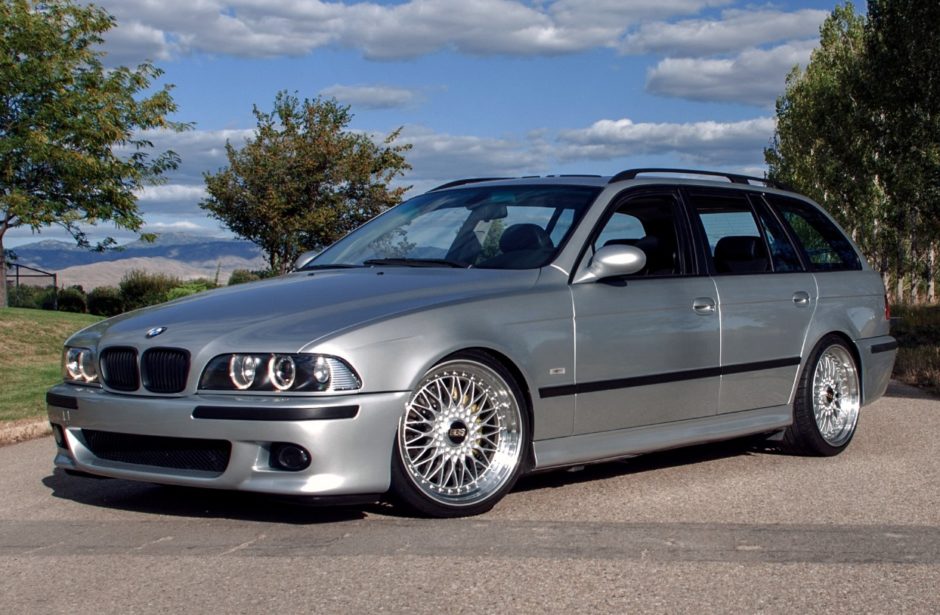 download BMW E39 540i Sport Wagon Work workshop manual