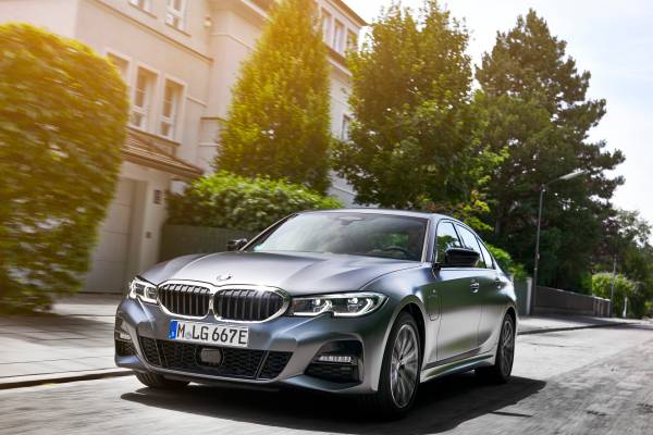 download BMW Sedan able workshop manual