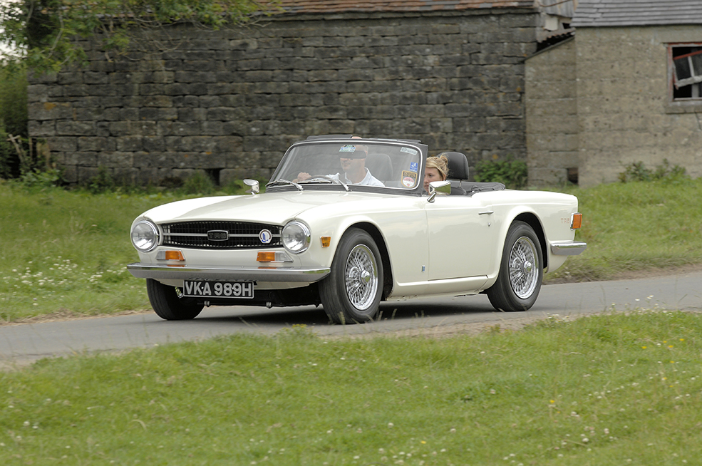 download BRITISH LEYLand TRIUMPH TR6 workshop manual