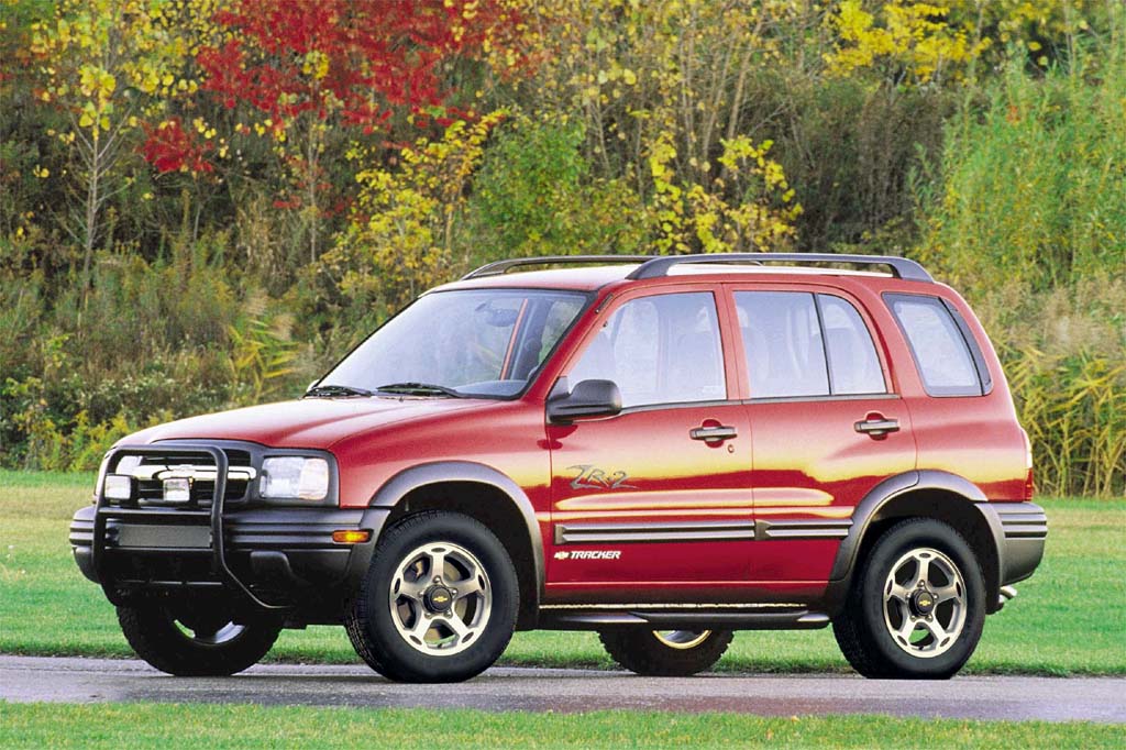 download CHEVY CHEVROLET Tracker workshop manual