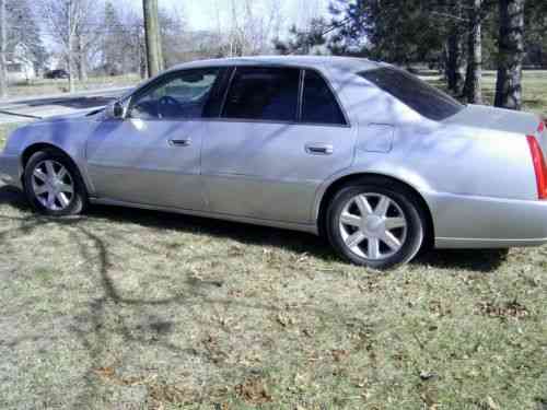 download Cadillac DTS workshop manual