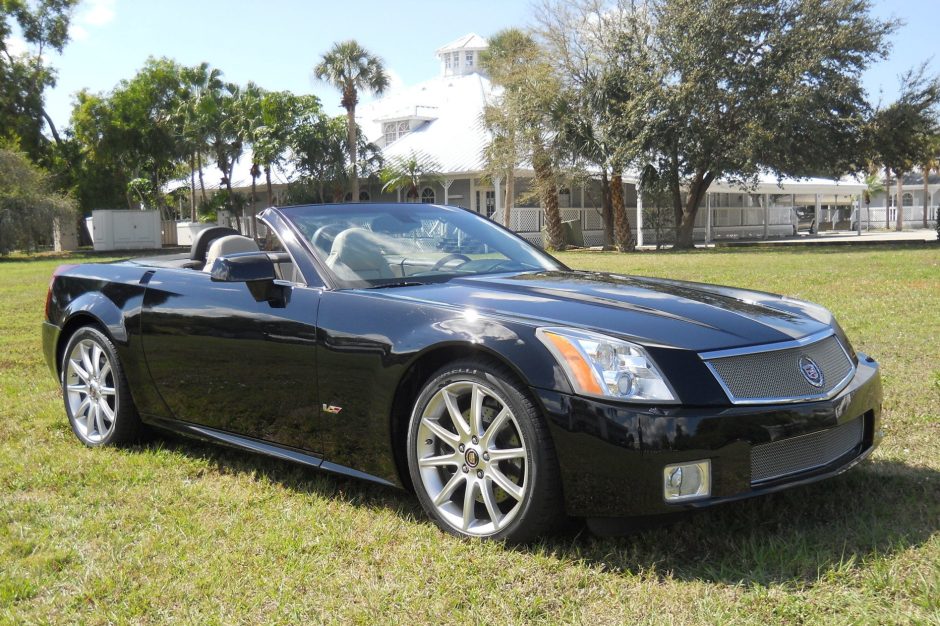 download Cadillac XLR workshop manual