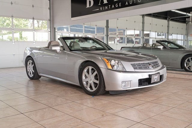 download Cadillac XLR workshop manual