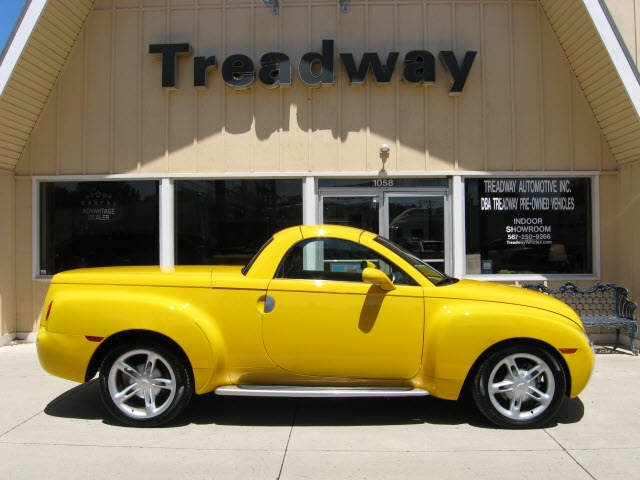 download Chevrolet SSR workshop manual