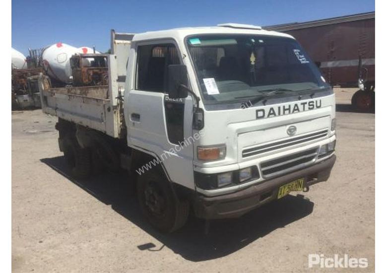 download DAIHATSU DELTA Truck able workshop manual