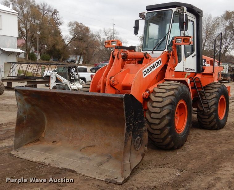 download Daewoo Mega 300 III Wheel Loader able workshop manual