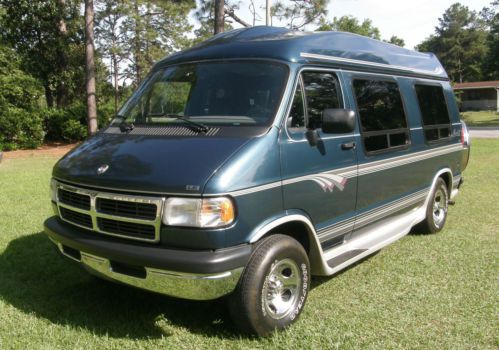 download Dodge B2500 workshop manual