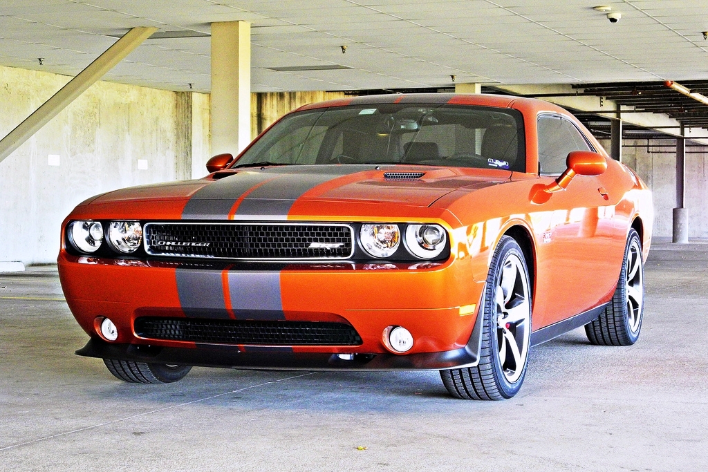 download Dodge Challenger SRT8 workshop manual