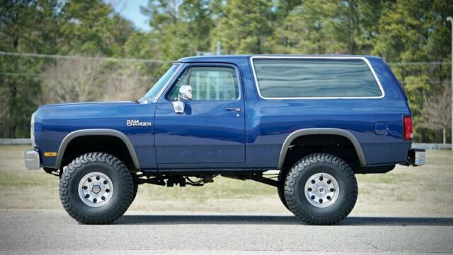 download Dodge Ramcharger workshop manual