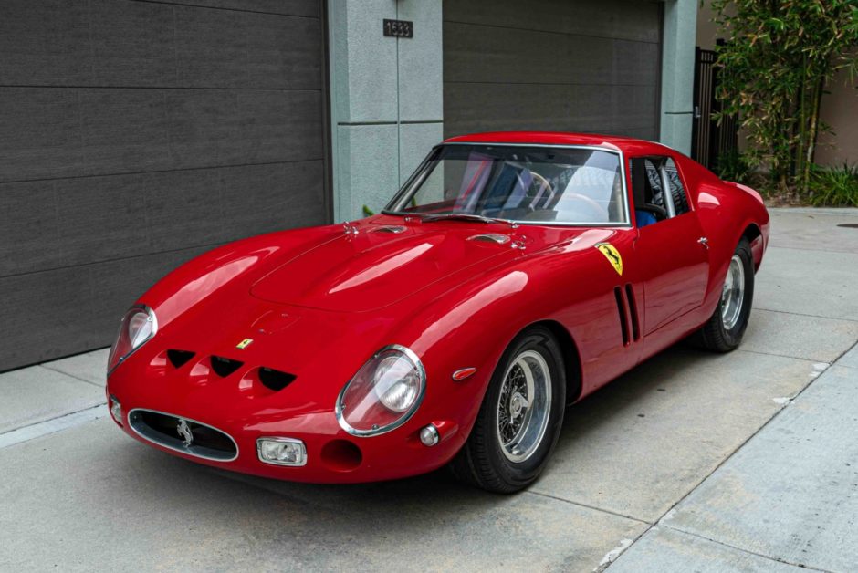 download Ferrari GTO . workshop manual