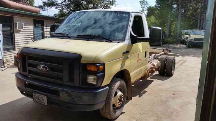 download Ford E450 workshop manual