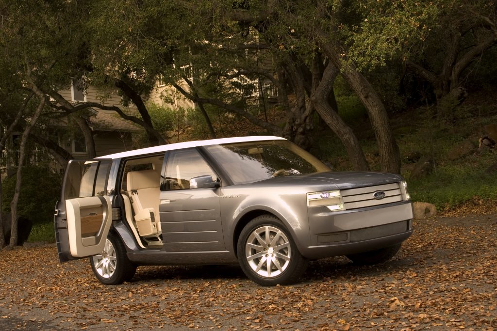 download Ford Flex to workshop manual