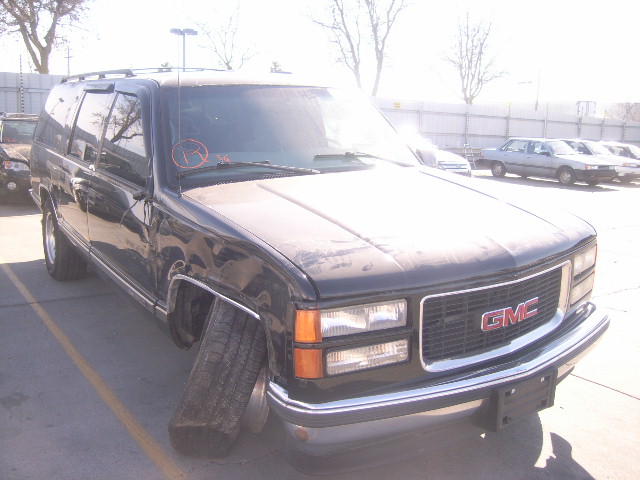 download GMC C1500 Suburban workshop manual