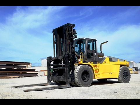 download HYUNDAI 250D 7E Forklift Truck able workshop manual