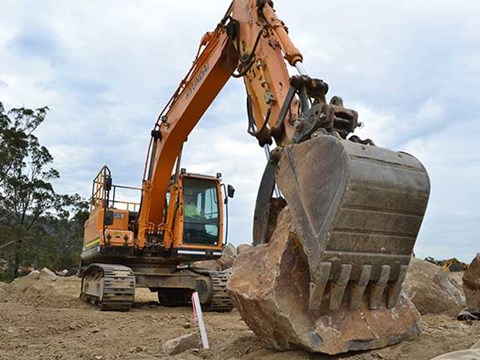 download Hyundai R320LC 9 Crawler Excavator able workshop manual