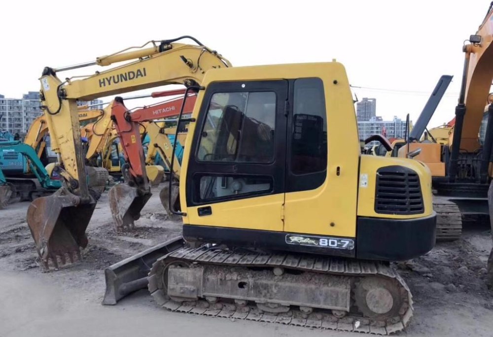 download Hyundai R80 7 Crawler Excavator able workshop manual