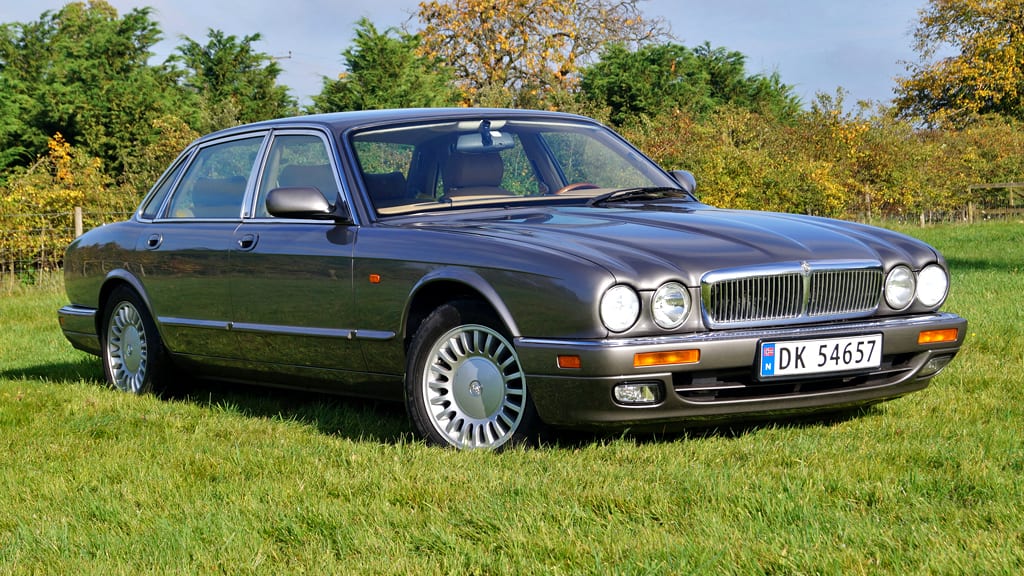 download JAGUAR XJ40 6.0 Litre SALOONS Vehicle Sheet workshop manual