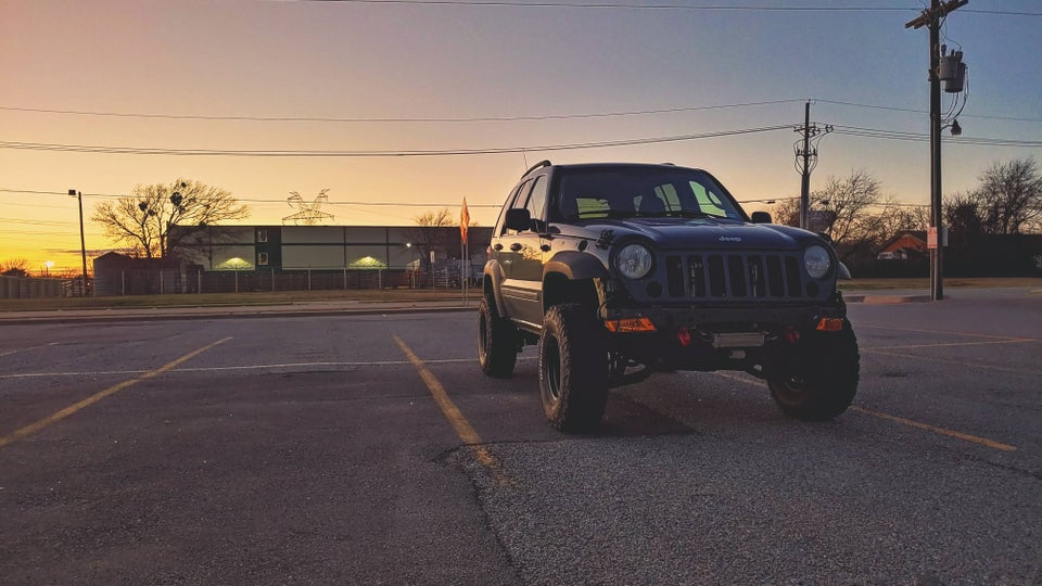 download JEEP LIBERTY CHEROKEE KJ workshop manual