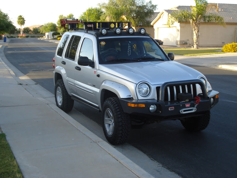 download JEEP LIBERTY KJ workshop manual