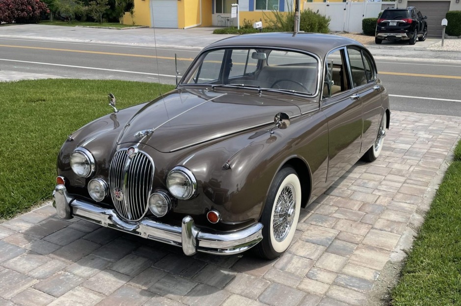 download Jaguar 3.8 Mark 10 able workshop manual