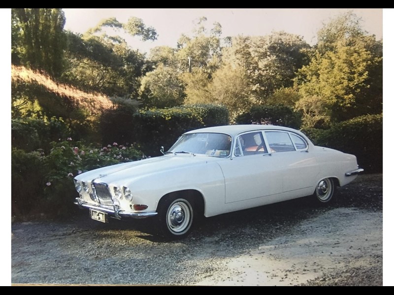 download Jaguar MK10 workshop manual