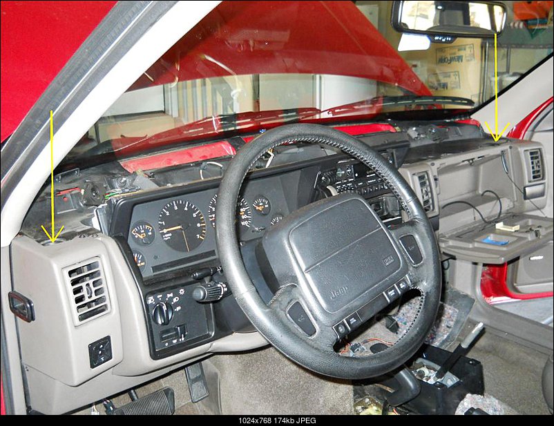 download Jeep G<img src=http://www.theworkshopmanualstore.com/simple999/images/Jeep%20Grand%20Cherokee%20ZJ%20x/4.Jeep-Grand-One-concept-116-e1491936724644.jpg width=800 height=489 alt = 