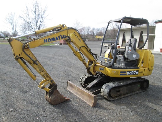 download KOMATSU PC27R 8 Hydraulic Excavator able workshop manual